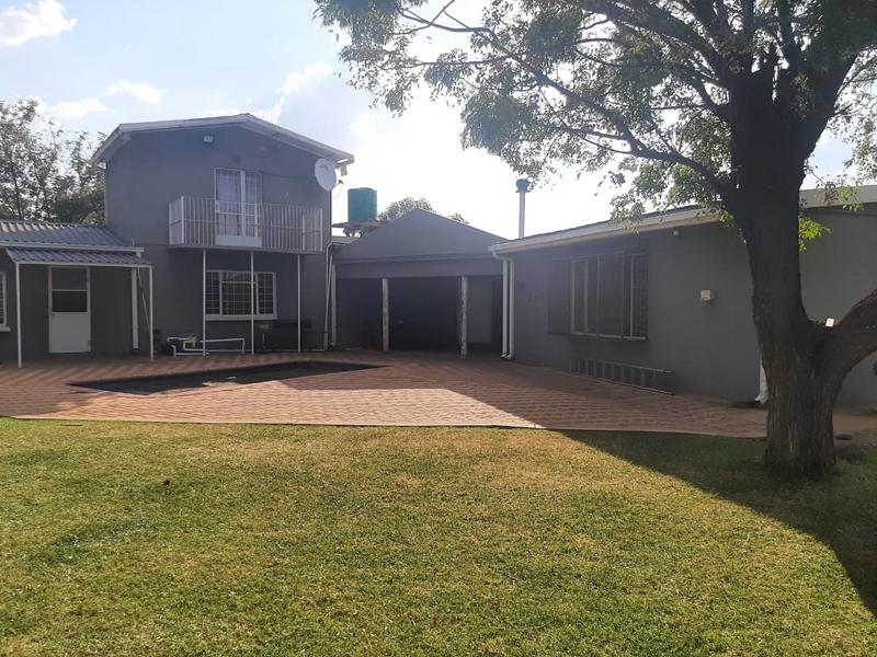 5 Bedroom Property for Sale in Bloemhof North West